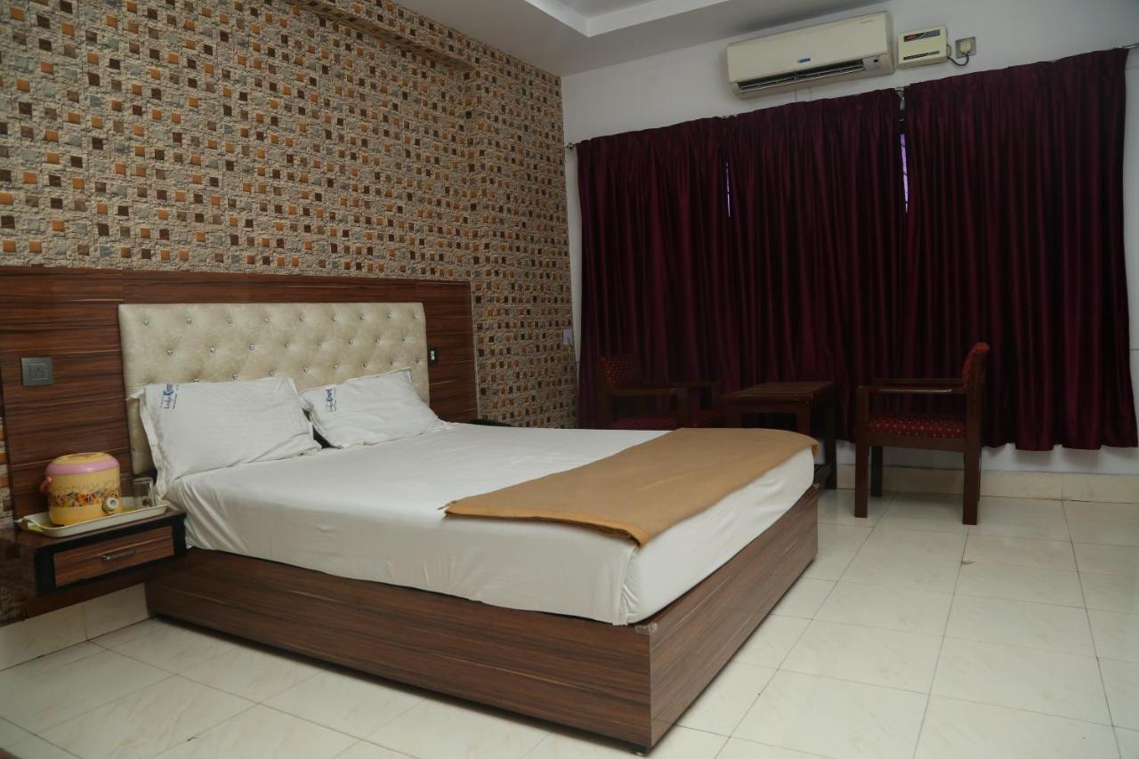 ויסאקפאטנם Konark Lodge מראה חיצוני תמונה